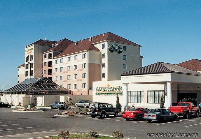 Courtyard By Marriott Erie Ambassador Conference Center Hotel Kearsarge Exterior photo